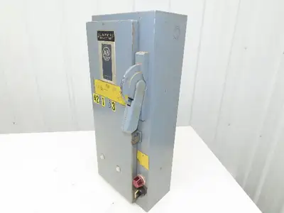 Allen Bradley 712-BACD24 Combination Motor Starter 10HP 600V 3Ph 120V Coil