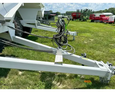 Used DALTON _UNKNOWN_ Broadcast Spreaders Iowa US | Keast Enterprises #1360192