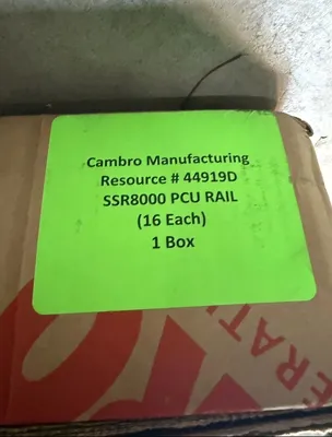 NEW Cambro PCUHC615 Pro Cart Ultra