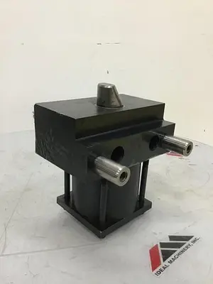 USED HUSKY 219971