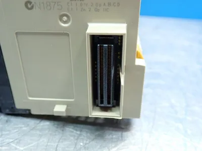 USED OMRON CJ1WOD211