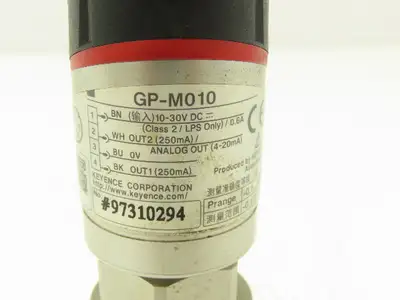 Keyence GP-M010 Digital Pressure Sensor 3/8"npt