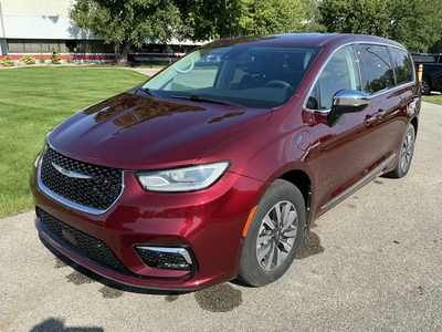Used 2023 CHRYSLER PACIFICA Vans Michigan US | Miedema Asset Management Group #1397148