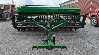 USED JOHN DEERE 750