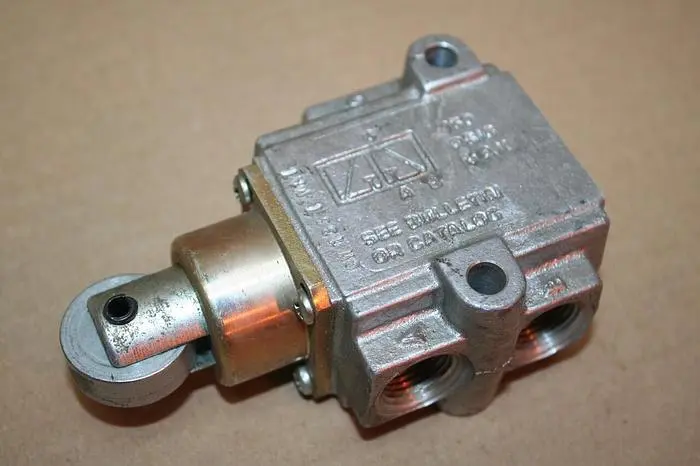 Used NUMATICS CW 1337 MAT Relays & Switches Michigan US | Ideal Machinery #603874
