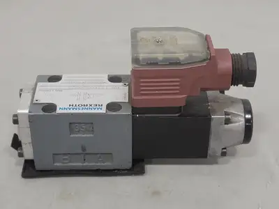 NEW REXROTH 4WE6D53/AG24N9Z5L