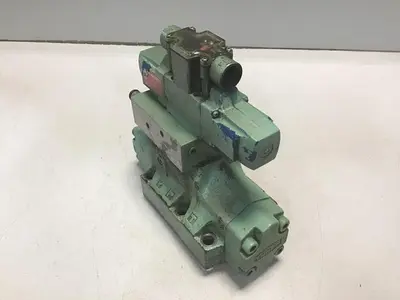 USED YUKEN DHG-06-3C40-E-5033