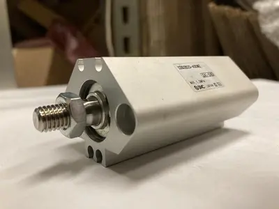 Used SMC CDQ2B20-40DMZ Cylinders | Surplus Asset Holdings #1207225