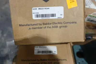 PALLET OF ASSORTED PILLOW BLOCK BEARINGS AND BEARING HOUSINGS, DODGE, FAG, RHP, MOLINE