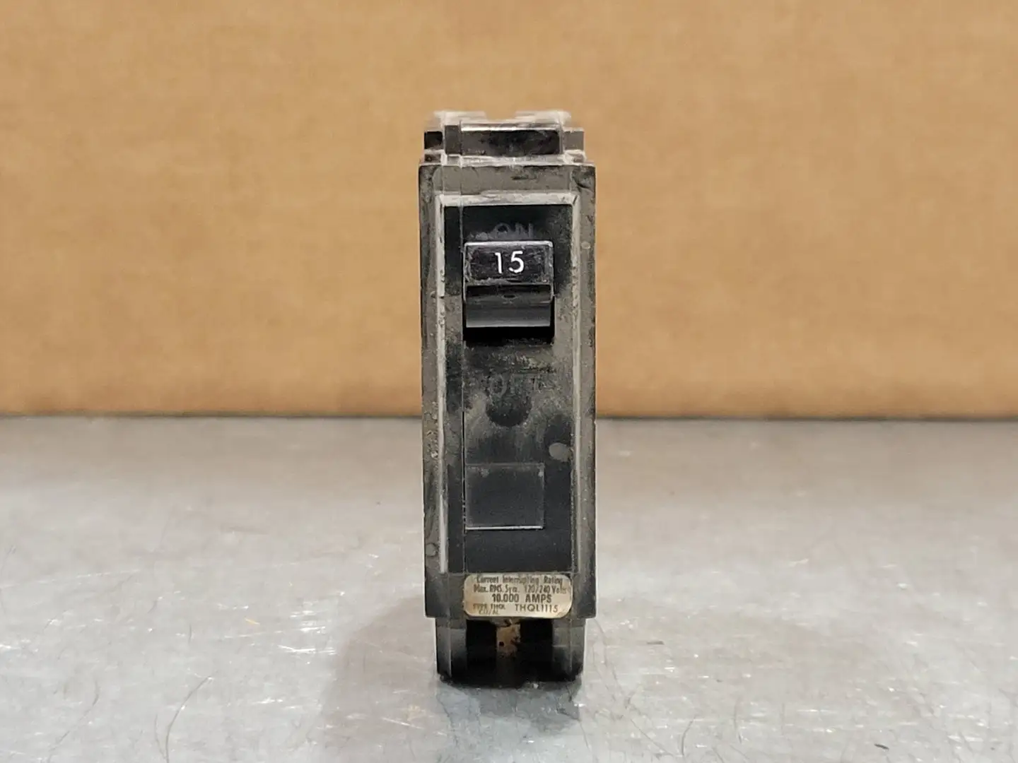 Used GENERAL ELECTRIC THQL115 Switchgears British Columbia CA | Lenmark #243302