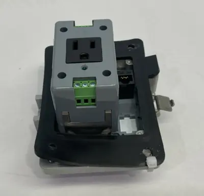 Used Grace Technologies GracePort Ethernet Panel Interface Connector Automation Control (HMI) Michigan US | Maverick Industrial Sales #1392508