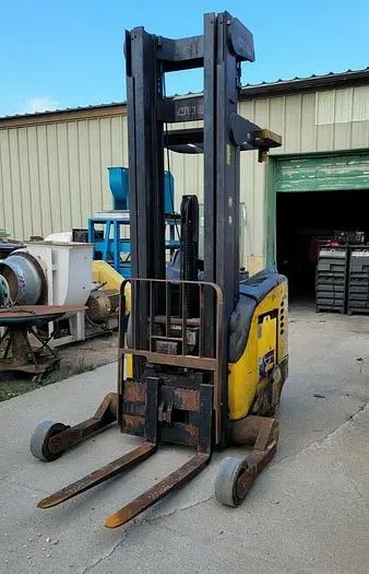 Used 2000 CROWN RR5000 Misc Forklifts Wisconsin US | Lemke Machinery Sales #549155