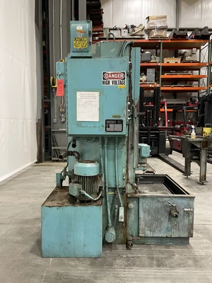 Typhoon Proceoo Parts Washer, Model #: Mini- 26-36-E-1000k