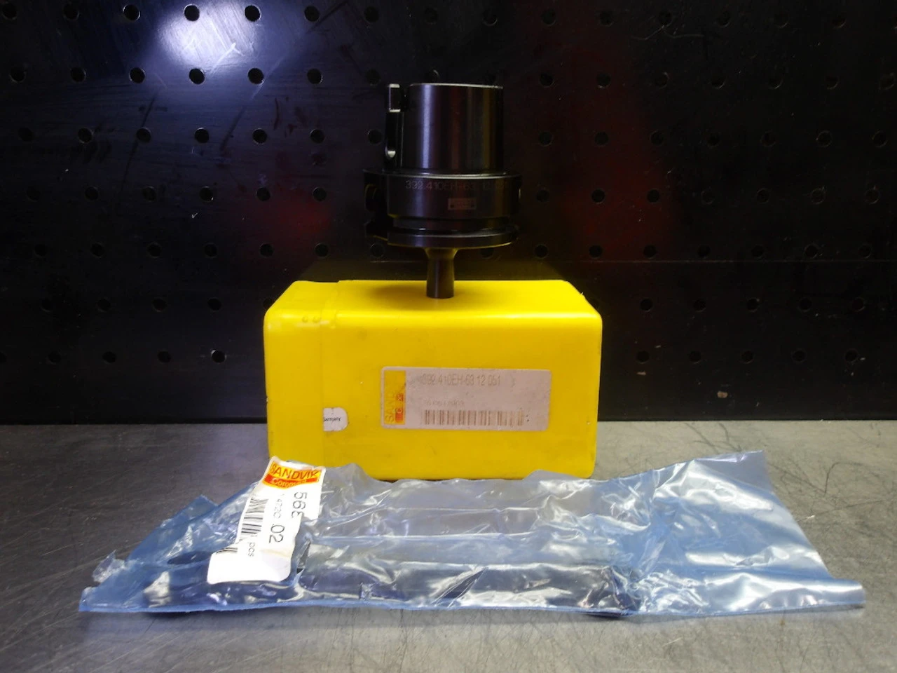 Sandvik HSK63A E12 Threaded Modular Tool Holder 392.410EH-63 12 051 (LOC3610)