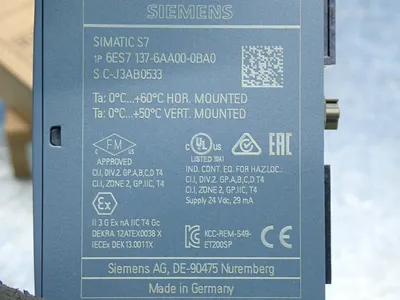 NEW SIEMENS 6ES71376AA000BA0