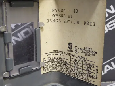 Johnson Controls P70DA-40 Pressure Control Module 20-100 PSIG Used