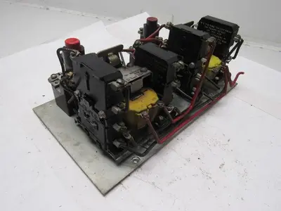 Cutler-Hammer 9739H1111A Size 0 Reversing Contactor Coils Overload
