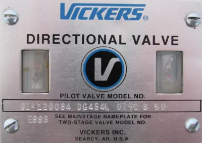 NEW VICKERS 02-120084 SOLENOID VALVE DG4S4L-010C-B-60 02120084