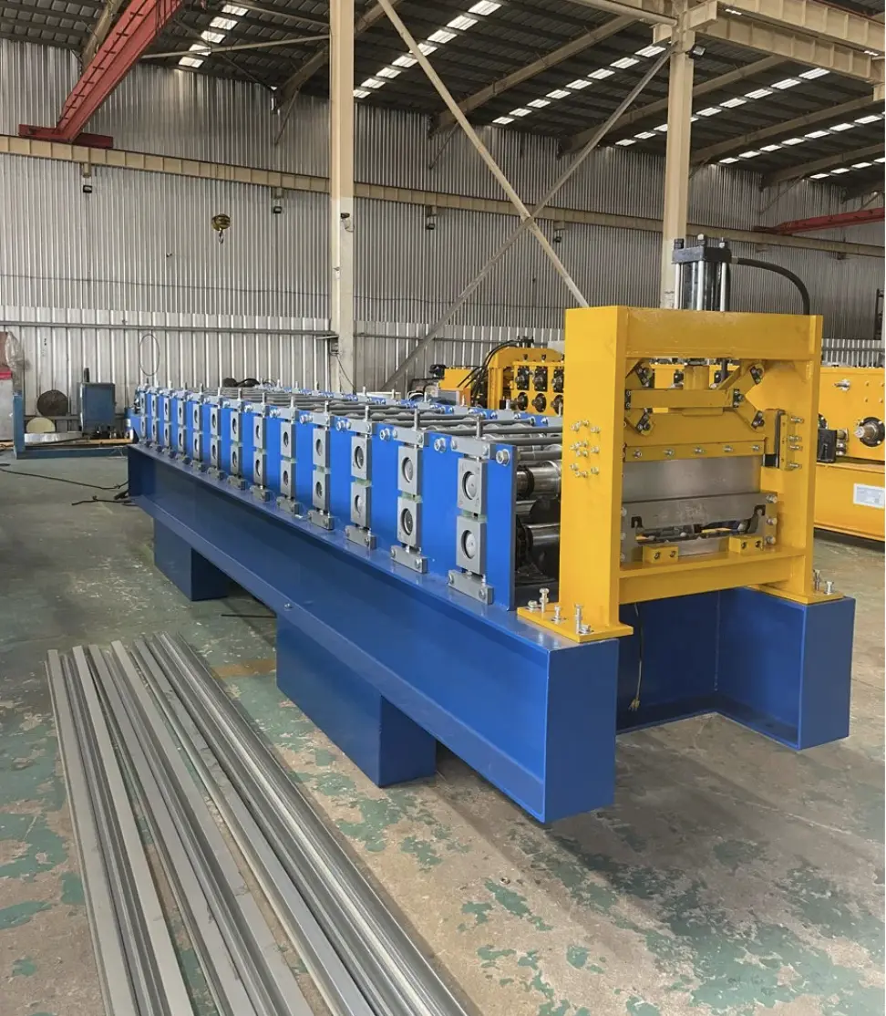 Standing Seam Roll Forming Machine in Mexico