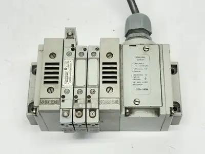 Numatics Manifold Assembly w/ 239-1090 Terminal Strip 020BB500MP00061