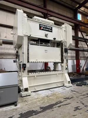 1995 EAGLE SC2-300-108-48 Straight Side Mechanical Stamping Presses | Rygate LLC (5)
