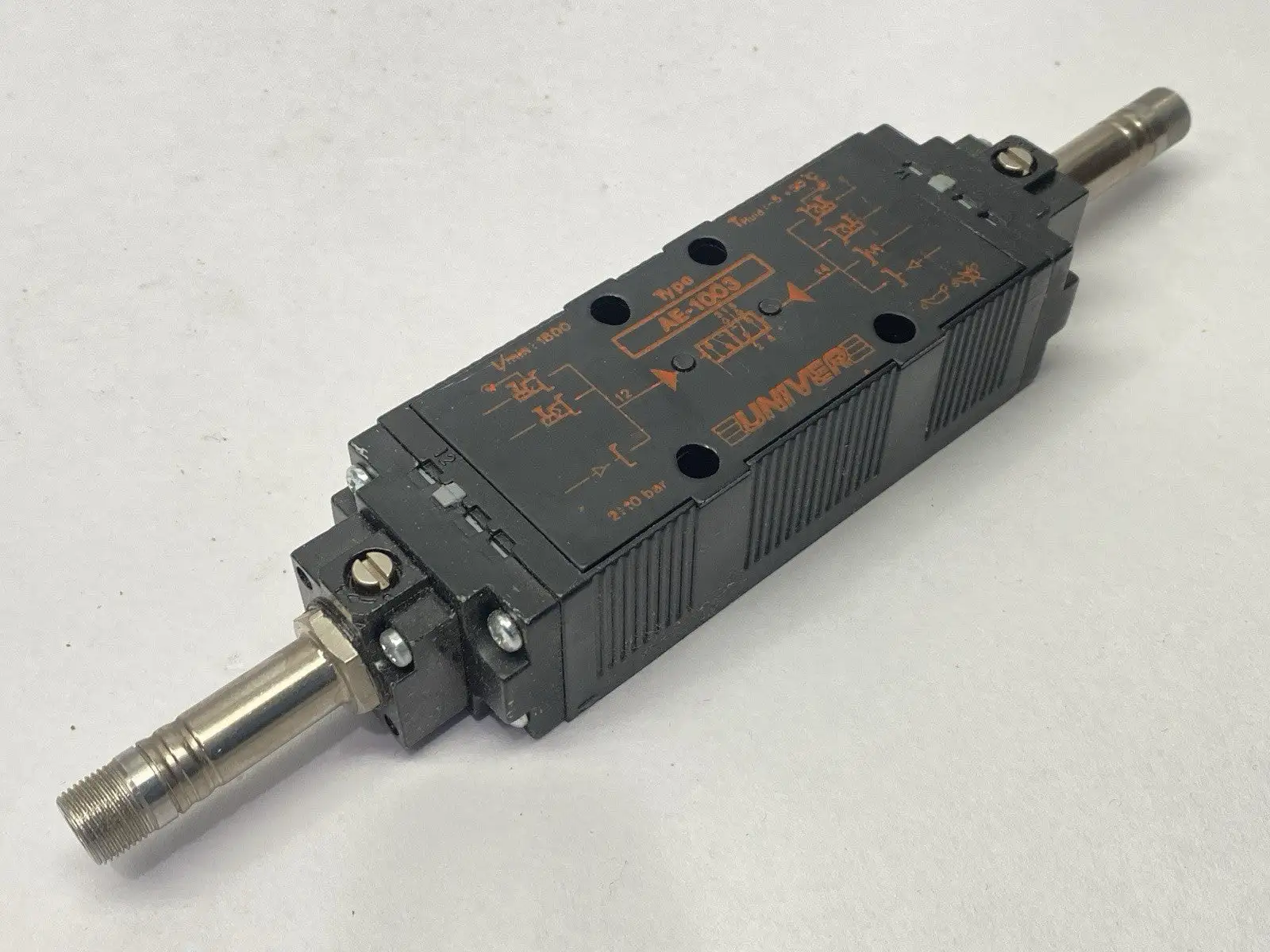 AE-1003 | Univer  Pneumatic Solenoid Valve - Used