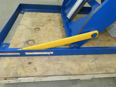 Used VESTIL _UNKNOWN_ Misc Lifts Indiana US | Arrow Industrial #1408595