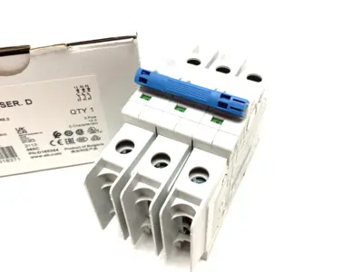 USED ALLEN-BRADLEY SER. D CIRCUIT BREAKER 3-POLE 10A