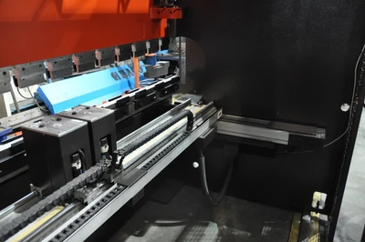 USED AMADA HFBO 125 TON X 3100 MM CNC