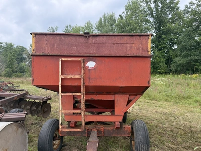 Used _UNKNOWN_ _UNKNOWN_ Gravity Wagons Michigan US | Miedema Asset Management Group #1443270