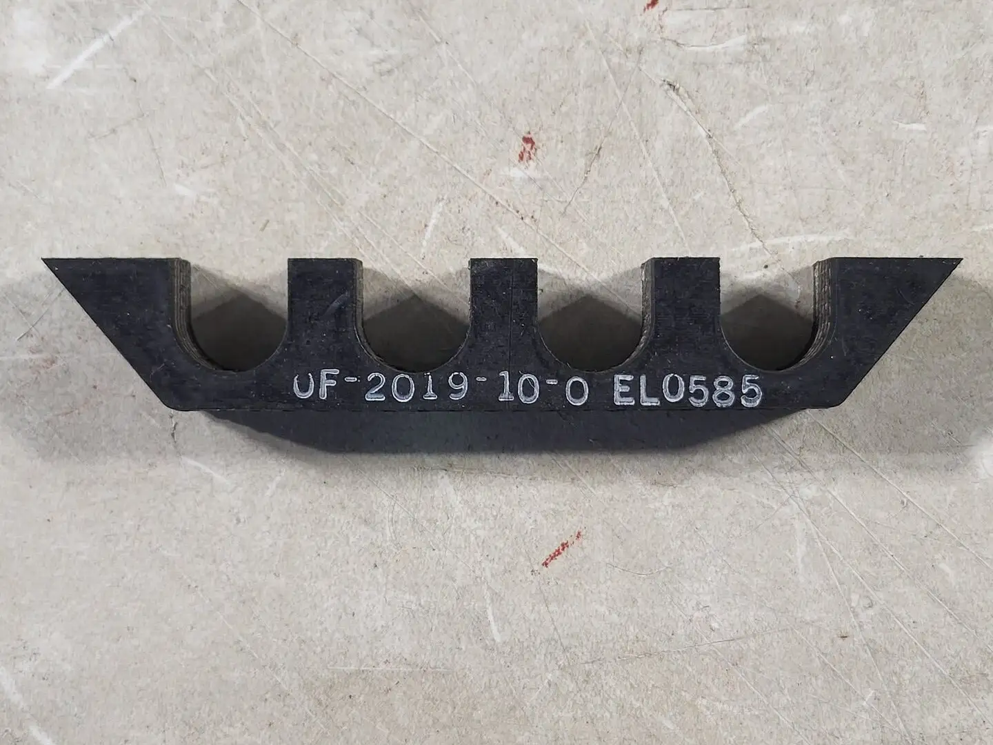 NEW KOMATSU EL0585
