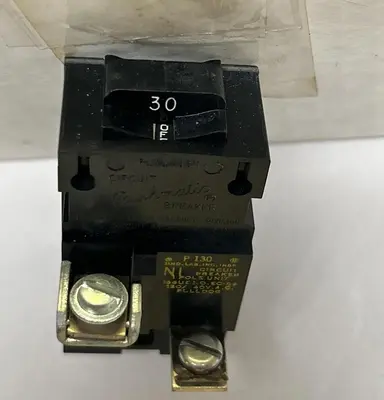 Used GOULD ITE P130 Circuit Breakers | Surplus Asset Holdings #1189367
