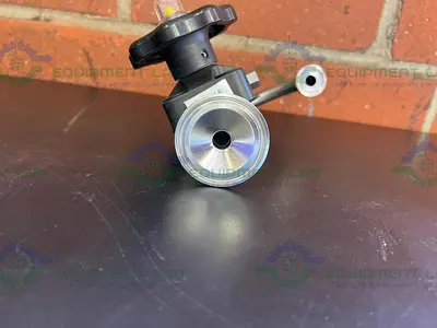 USED ITT PURE-FLO DIAPHRAGM .5-316L-RA20MAX-CWP 150 VALVE W/ 1/2" SANITARY FITTING