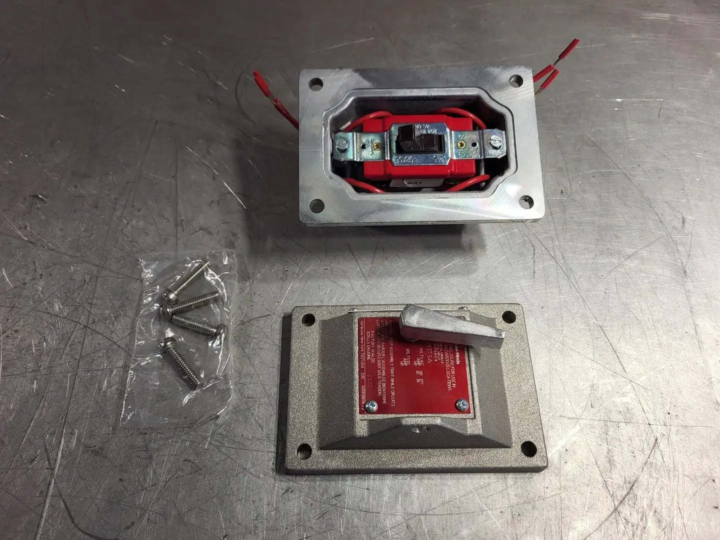 New | in-Stock CROUSE-HINDS DSFS937 SA Switchgears British Columbia CA | Lenmark #913771
