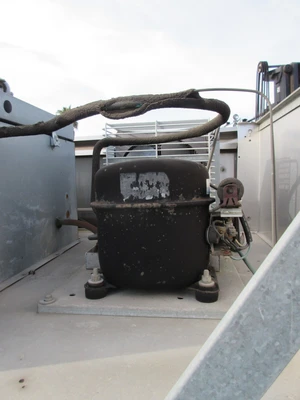 Victory 2-door commercial refrigerator