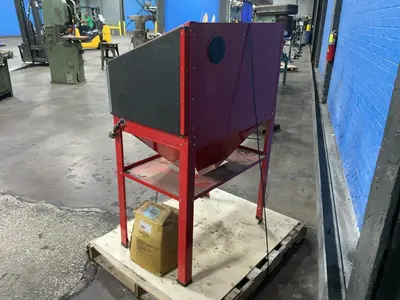 Used CENTRAL PNEUMATIC 68893 Blast Room (Manual Booth) Ohio US | HGR 24 #1437845