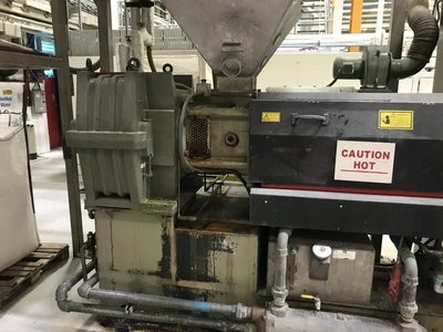 40" Brown model B4042 thermoforming line with , B4042 former and T340 trim press. New 1996