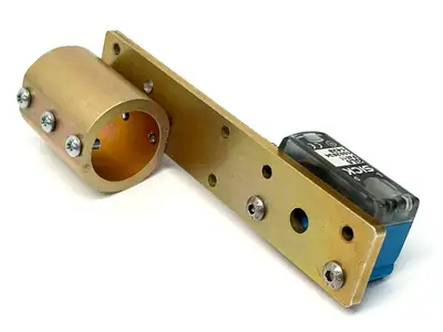 GL6-P451 | Sick 1 Miniature Photoelectric Sensors G6 1052634 w/ Bracket - Used