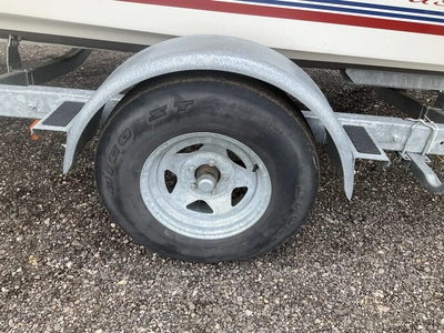 USED 1993 BAYLINER CLASSIC