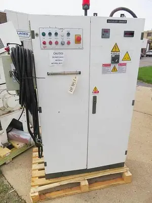 USED 2004 TRIA 900 NS-R