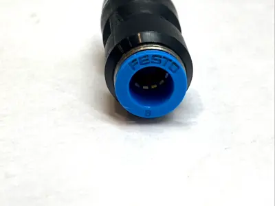 USED FESTO PUSH‑IN CONNECTOR REDUCER 10 MM TO 8 MM PNEUMATIC FITTING