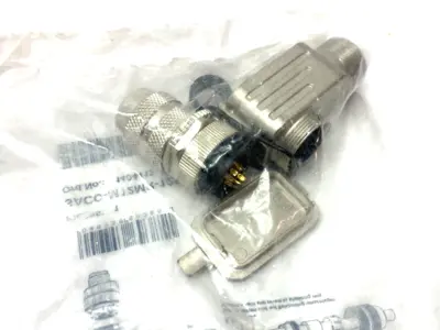 NEW PHOENIX CONTACT ANGLED PLUG CONNECTOR 12-POS M12