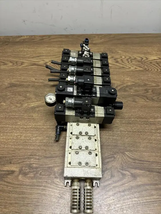 Used SMC VP7-6-FG-D Pump & Valve Parts Ohio US | Surplus Asset Holdings #1236945