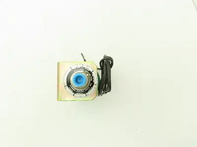 Honeywell Skinner V69L1000 Solenoid Valve 3-Way NC/NO 24VDC 5 PSI 1/4" NPT