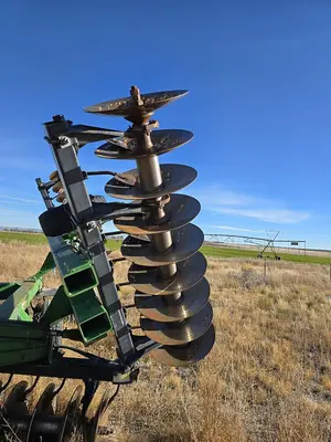USED JOHN DEERE 650