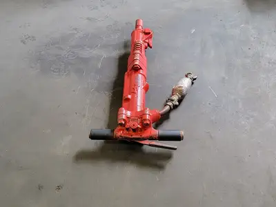 USED AMERICAN PNEUMATIC TOOL 190