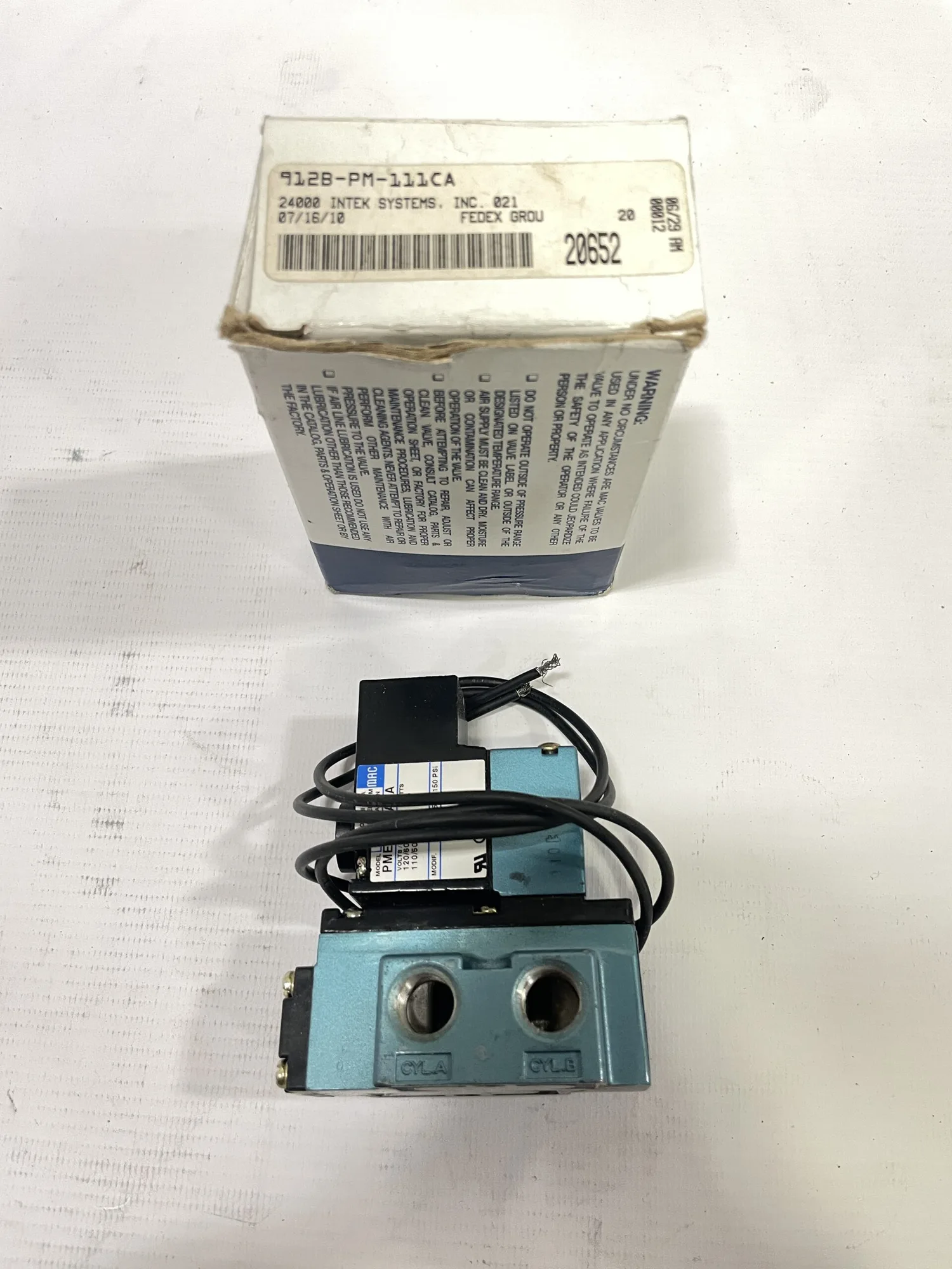 MAC 912B-PM-111CA Pneumatic 4-Way, 2-Position Solenoid Valve 24V 150PSI NIB