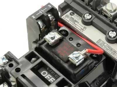 Allen Bradley 500F-AOD930 Size 0 Starter Contactor 575V 3PH 120V Coil w/Overload