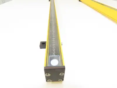 A-B GuardShield 445L-P4S0840YD Light Curtain Transmitter/Receiver Set 840mm