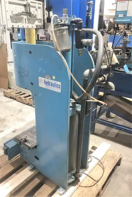 USED 1995 AIR-HYDRAULICS AIR-HYDRAULICS C400A PRESS